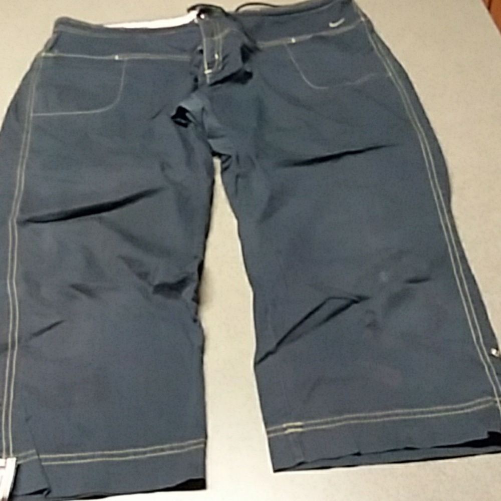 Pants - Picture 3 of 4